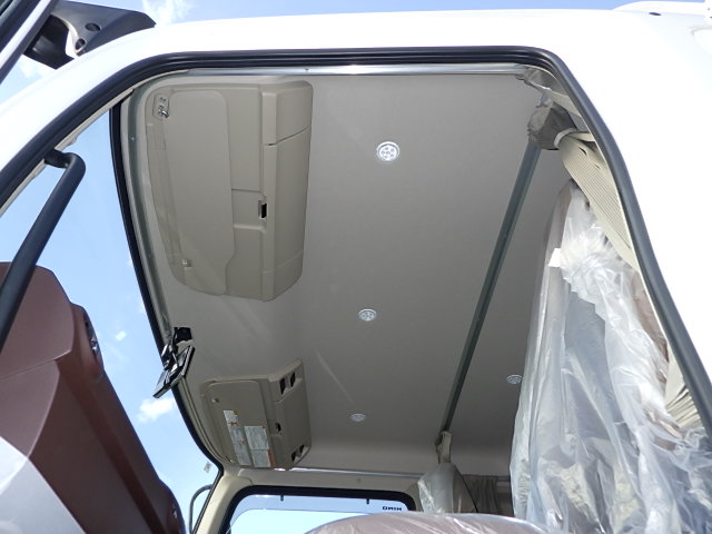 日野 令和7年式 格納ゲート付き冷凍バン 車検付き|中古トラックの販売・買取・査定のアイナビ