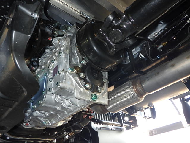 日野 令和7年式 格納ゲート付き冷凍バン 車検付き|中古トラックの販売・買取・査定のアイナビ