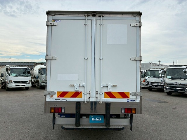 ワンオーナーワイドロング東プレR404AスムーサーAT4t8t|中古トラックの販売・買取・査定のアイナビ