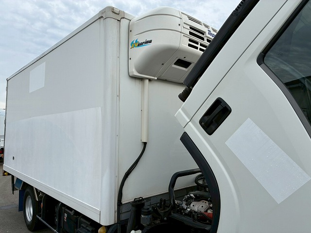 ワンオーナーワイドロング東プレR404AスムーサーAT4t8t|中古トラックの販売・買取・査定のアイナビ