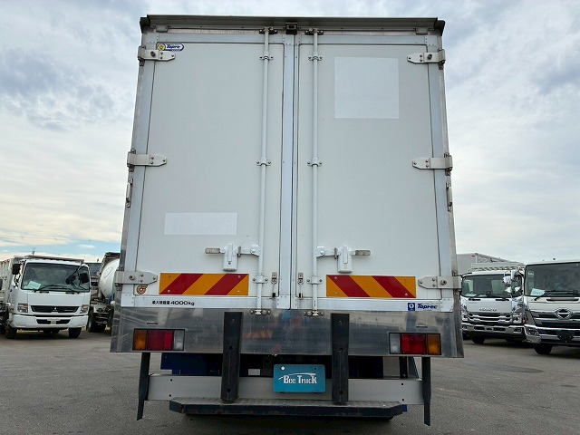 ワンオーナーワイドロング東プレR404AスムーサーAT4t8t|中古トラックの販売・買取・査定のアイナビ