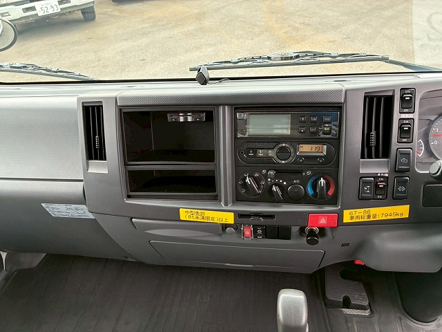 ワンオーナーワイドロング東プレR404AスムーサーAT4t8t|中古トラックの販売・買取・査定のアイナビ