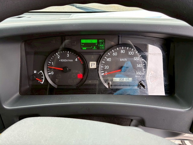 ワンオーナーワイドロング東プレR404AスムーサーAT4t8t|中古トラックの販売・買取・査定のアイナビ