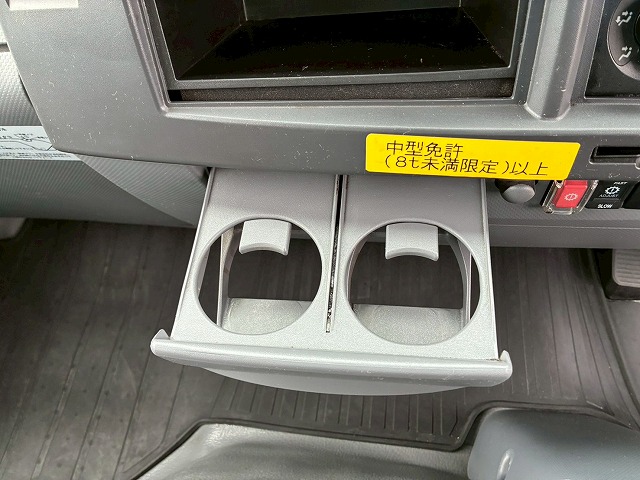 ワンオーナーワイドロング東プレR404AスムーサーAT4t8t|中古トラックの販売・買取・査定のアイナビ