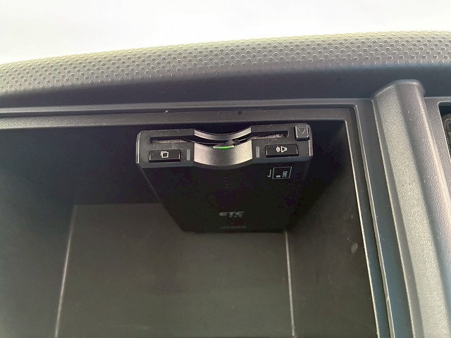 ワンオーナーワイドロング東プレR404AスムーサーAT4t8t|中古トラックの販売・買取・査定のアイナビ