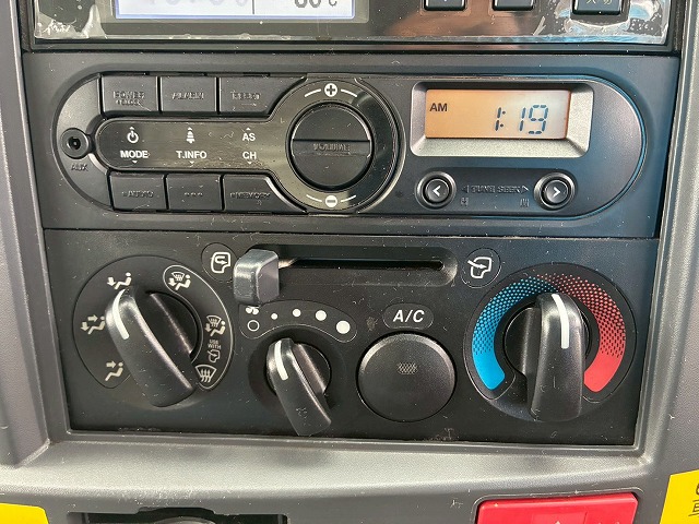 ワンオーナーワイドロング東プレR404AスムーサーAT4t8t|中古トラックの販売・買取・査定のアイナビ