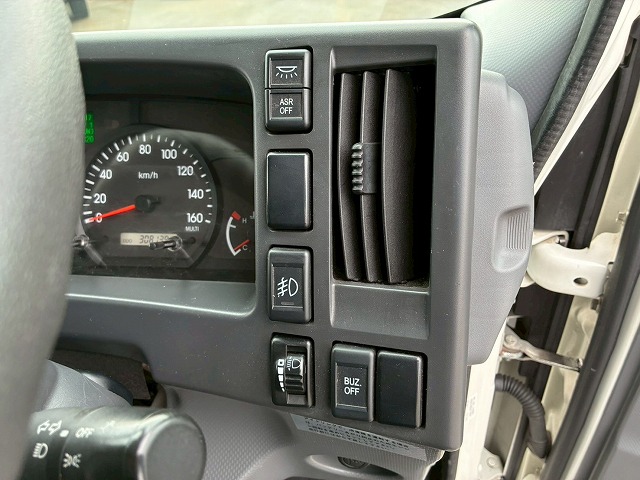 ワンオーナーワイドロング東プレR404AスムーサーAT4t8t|中古トラックの販売・買取・査定のアイナビ