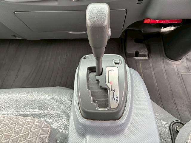 ワンオーナーワイドロング東プレR404AスムーサーAT4t8t|中古トラックの販売・買取・査定のアイナビ