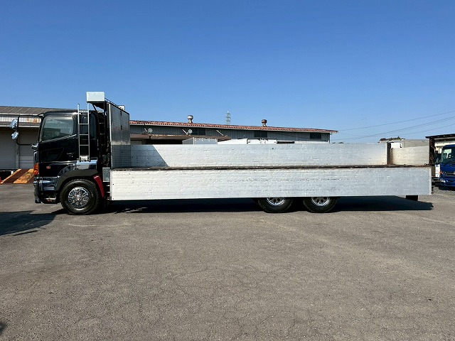 3軸1デフ★KS-!★スス焼き不要★エンジンリターダ★7速MT|中古トラックの販売・買取・査定のアイナビ