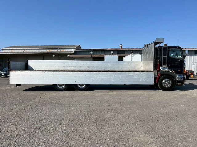 3軸1デフ★KS-!★スス焼き不要★エンジンリターダ★7速MT|中古トラックの販売・買取・査定のアイナビ