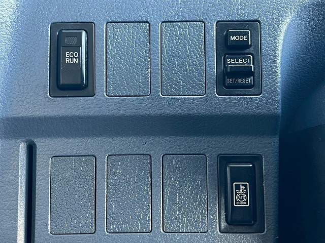 3軸1デフ★KS-!★スス焼き不要★エンジンリターダ★7速MT|中古トラックの販売・買取・査定のアイナビ