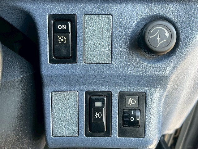 3軸1デフ★KS-!★スス焼き不要★エンジンリターダ★7速MT|中古トラックの販売・買取・査定のアイナビ