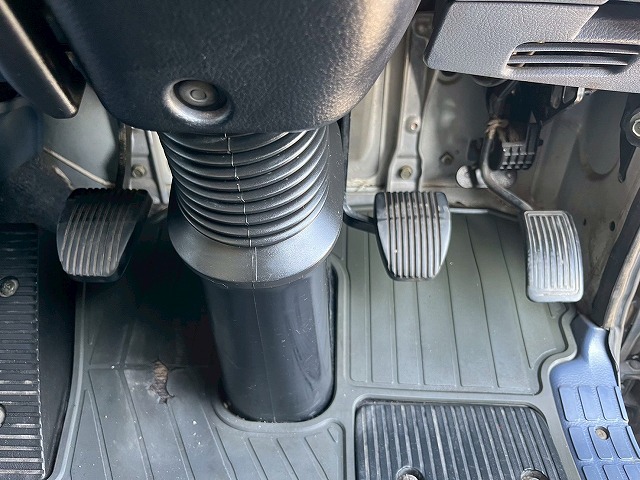 3軸1デフ★KS-!★スス焼き不要★エンジンリターダ★7速MT|中古トラックの販売・買取・査定のアイナビ