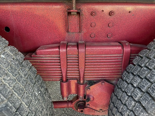 3軸1デフ★KS-!★スス焼き不要★エンジンリターダ★7速MT|中古トラックの販売・買取・査定のアイナビ