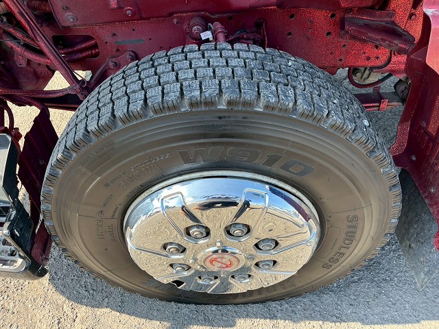 3軸1デフ★KS-!★スス焼き不要★エンジンリターダ★7速MT|中古トラックの販売・買取・査定のアイナビ