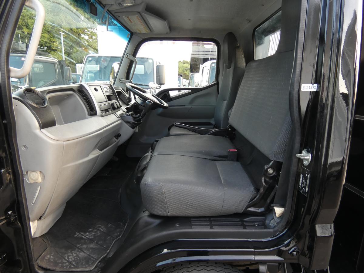 2トン マニュアル ダンプ 251034|中古トラックの販売・買取・査定のアイナビ