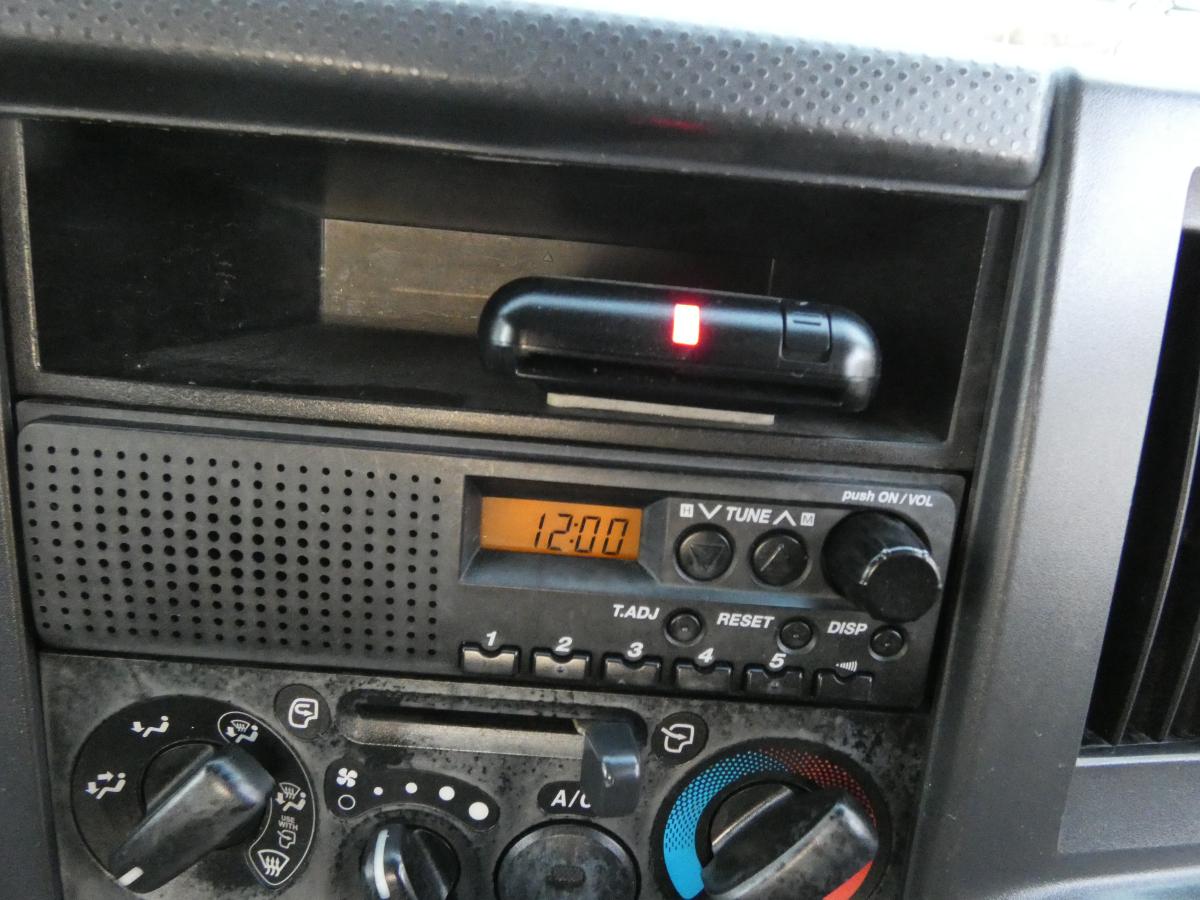 2トン マニュアル ダンプ 251035|中古トラックの販売・買取・査定のアイナビ