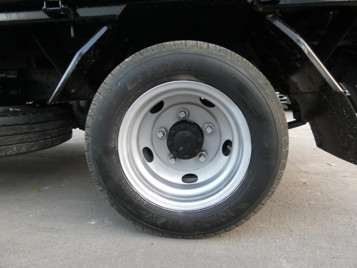 2トン マニュアル ダンプ 251035|中古トラックの販売・買取・査定のアイナビ