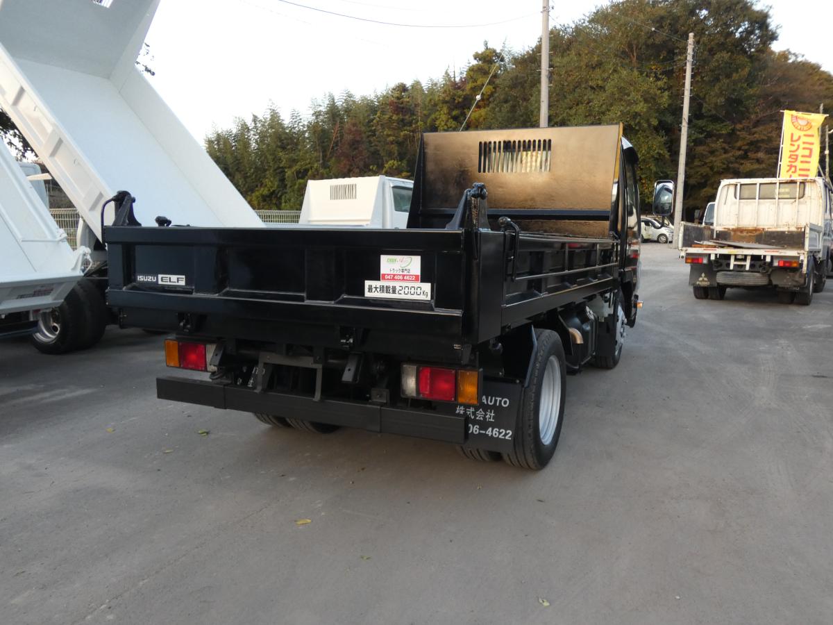 2トン マニュアル ダンプ 251035|中古トラックの販売・買取・査定のアイナビ