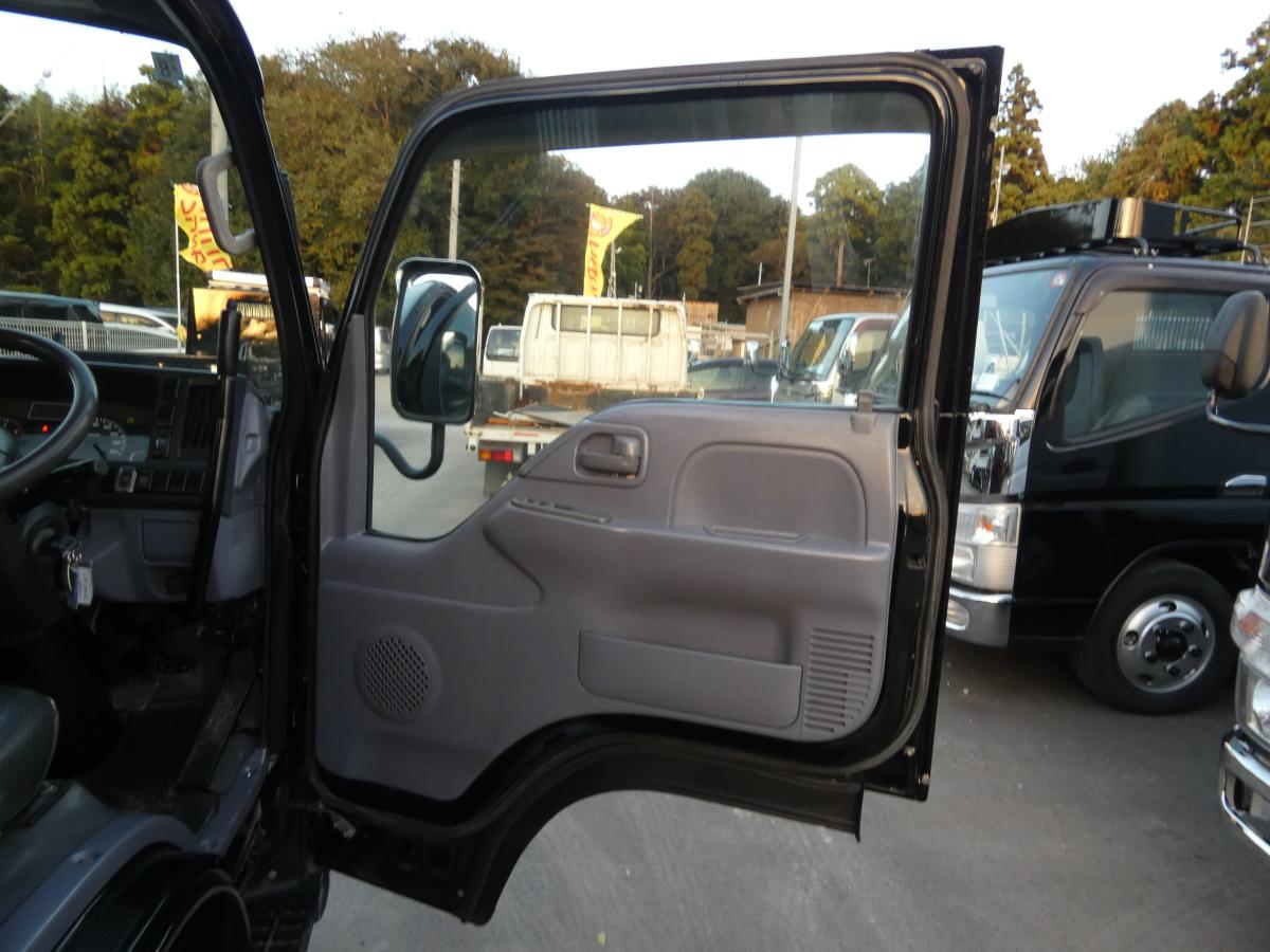 2トン マニュアル ダンプ 251035|中古トラックの販売・買取・査定のアイナビ