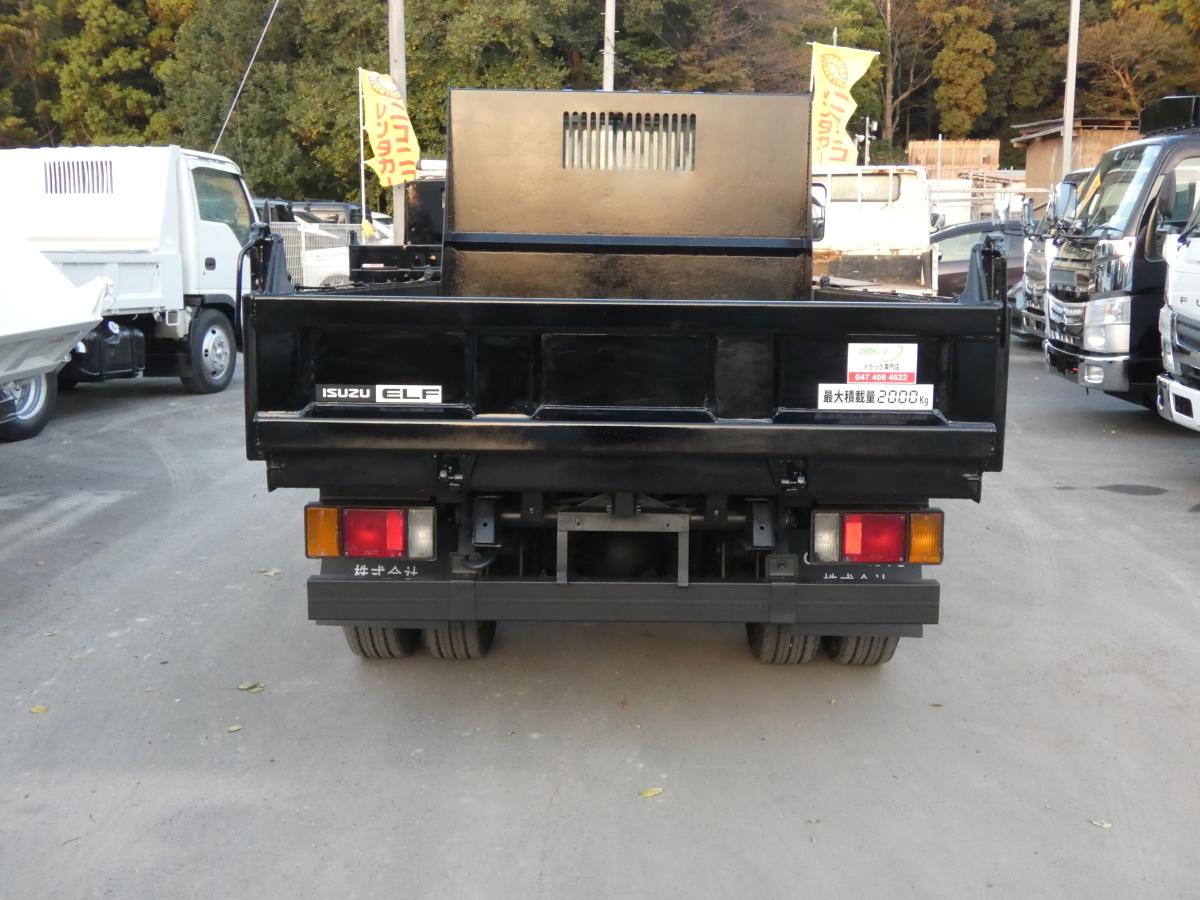 2トン マニュアル ダンプ 251035|中古トラックの販売・買取・査定のアイナビ