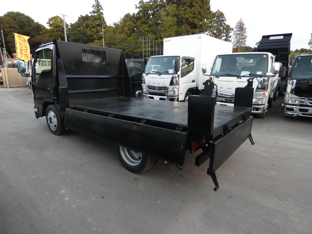 2トン マニュアル ダンプ 251035|中古トラックの販売・買取・査定のアイナビ