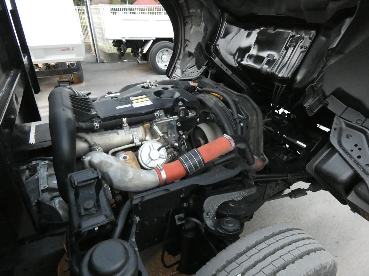 2トン マニュアル ダンプ 251035|中古トラックの販売・買取・査定のアイナビ