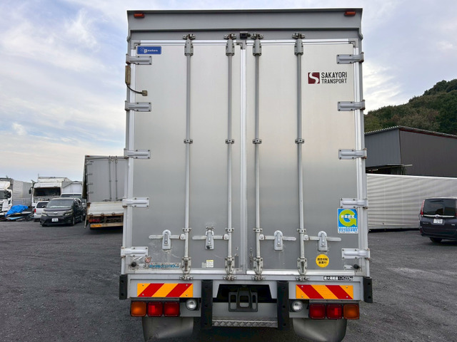 【ハイルーフ×センターロール×7速MT】日野/プロフィア|中古トラックの販売・買取・査定のアイナビ