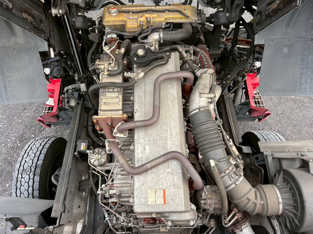 【ハイルーフ×センターロール×7速MT】日野/プロフィア|中古トラックの販売・買取・査定のアイナビ