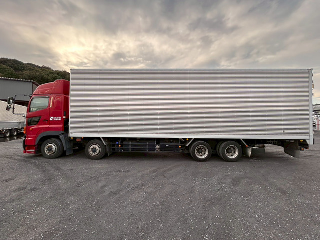 【ハイルーフ×センターロール×7速MT】日野/プロフィア|中古トラックの販売・買取・査定のアイナビ