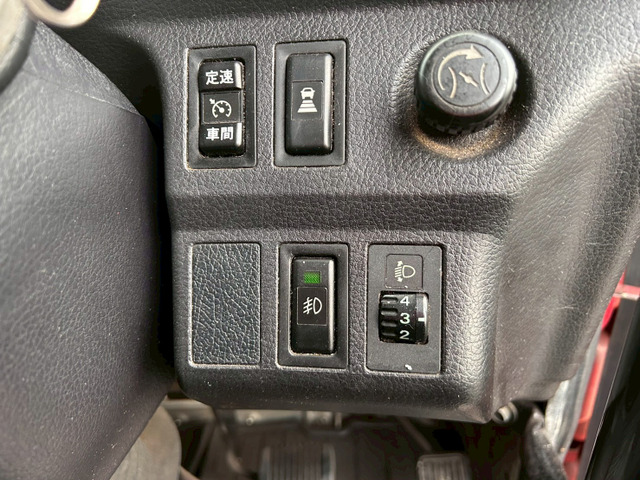 【ハイルーフ×センターロール×7速MT】日野/プロフィア|中古トラックの販売・買取・査定のアイナビ