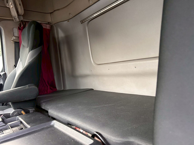 【ハイルーフ×センターロール×7速MT】日野/プロフィア|中古トラックの販売・買取・査定のアイナビ