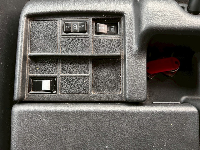 【ハイルーフ×センターロール×7速MT】日野/プロフィア|中古トラックの販売・買取・査定のアイナビ