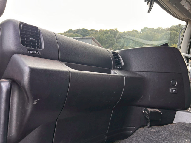 【ハイルーフ×センターロール×7速MT】日野/プロフィア|中古トラックの販売・買取・査定のアイナビ