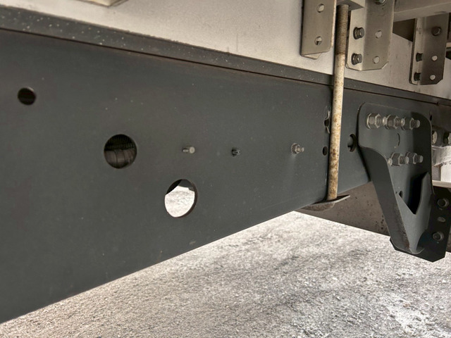 【ハイルーフ×センターロール×7速MT】日野/プロフィア|中古トラックの販売・買取・査定のアイナビ