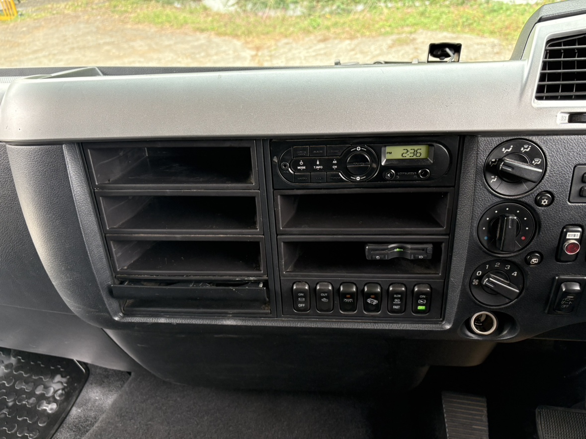 H30年式、ファイター、アルミウイング、格納ゲート付き、車検付|中古トラックの販売・買取・査定のアイナビ