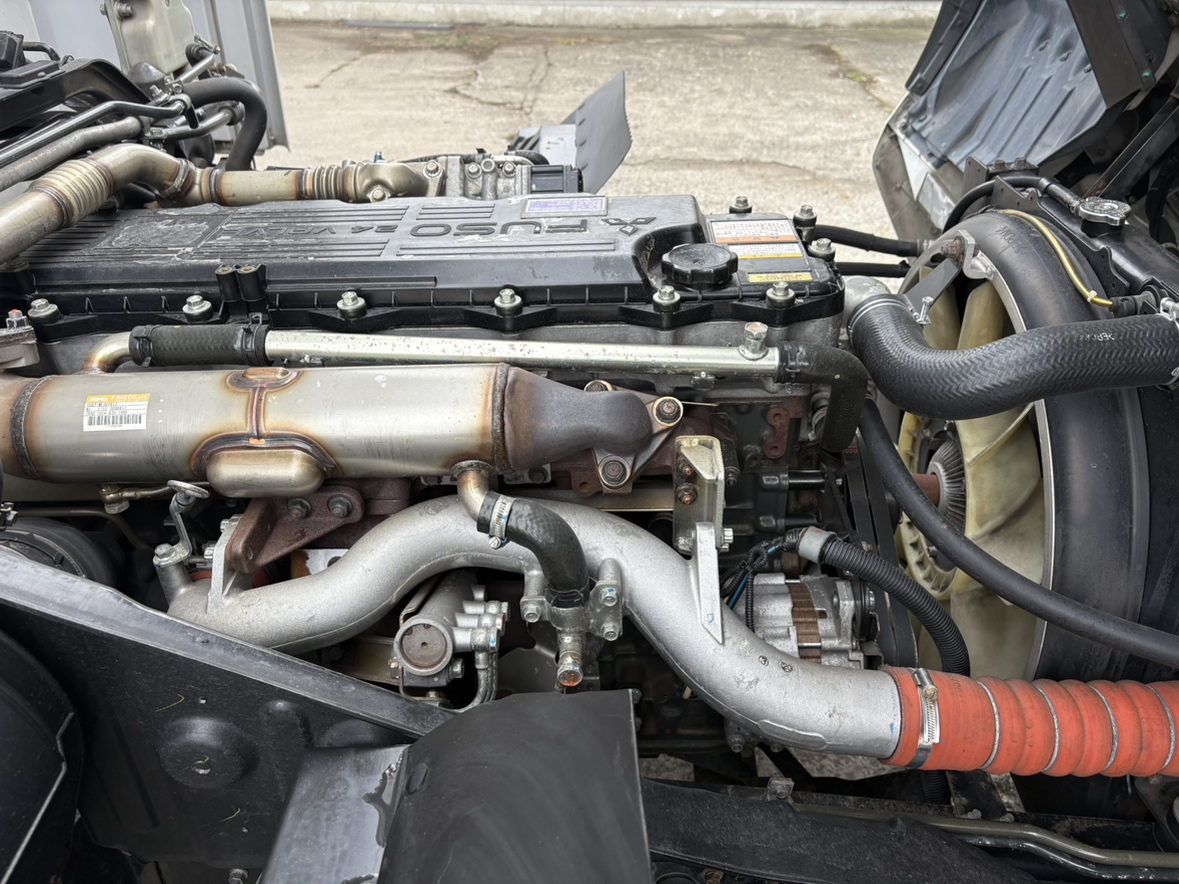 H30年式、ファイター、アルミウイング、格納ゲート付き、車検付|中古トラックの販売・買取・査定のアイナビ