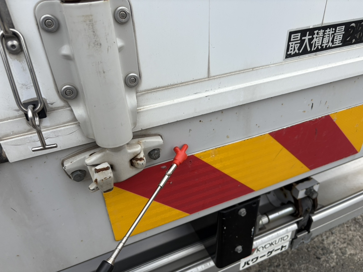 H30年式、ファイター、アルミウイング、格納ゲート付き、車検付|中古トラックの販売・買取・査定のアイナビ