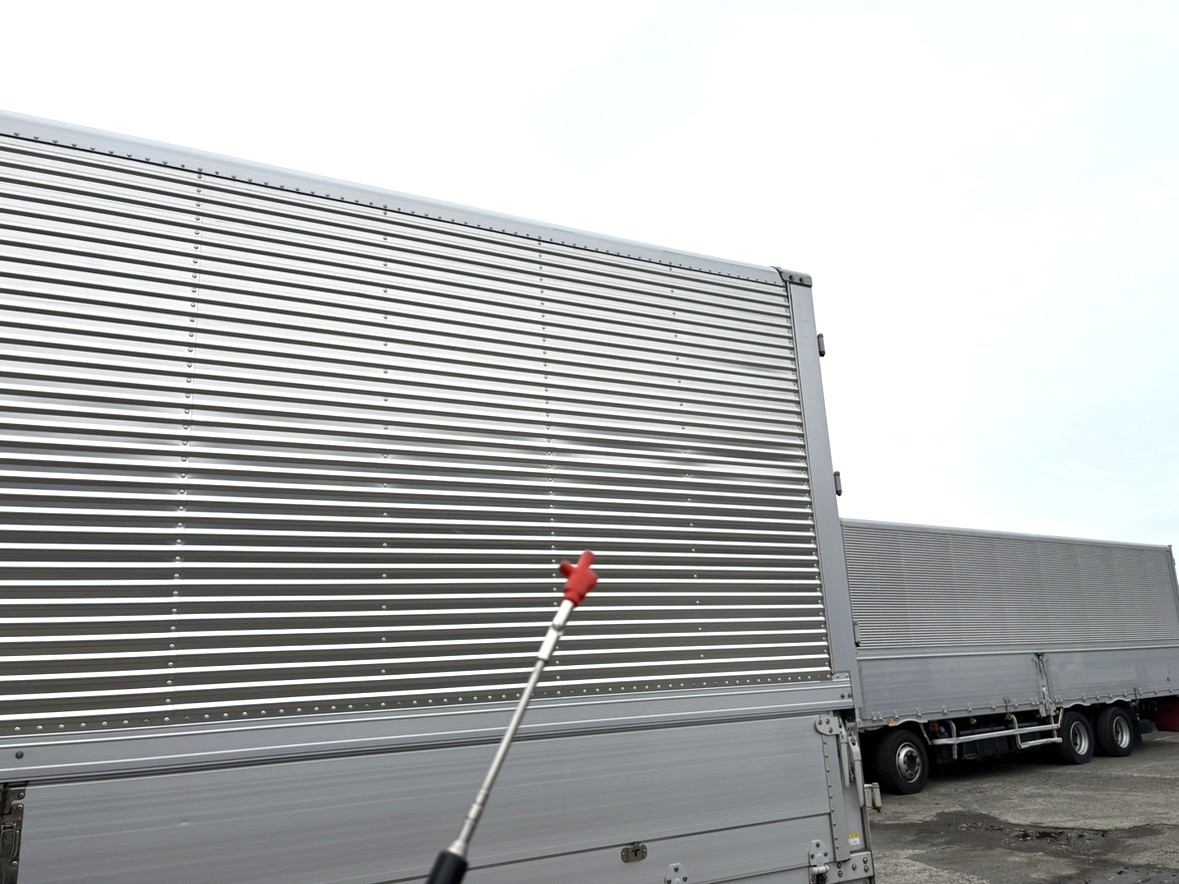 H30年式、ファイター、アルミウイング、格納ゲート付き、車検付|中古トラックの販売・買取・査定のアイナビ