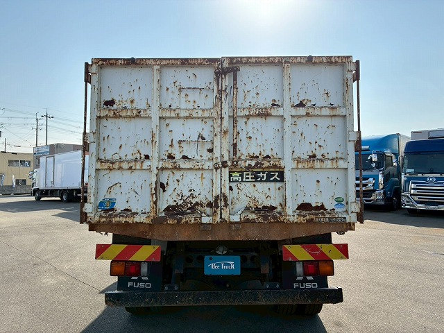 保証対象車両ベッドレスリアゲート観音扉220馬力|中古トラックの販売・買取・査定のアイナビ