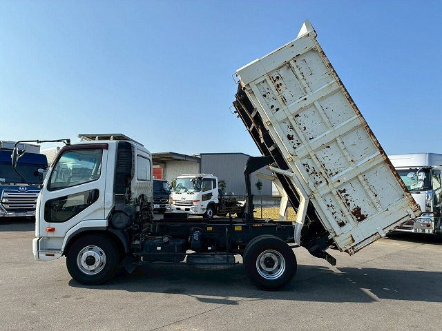 保証対象車両ベッドレスリアゲート観音扉220馬力|中古トラックの販売・買取・査定のアイナビ