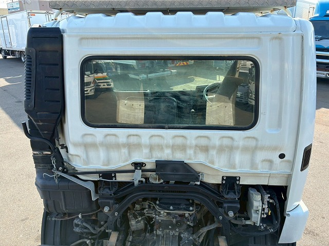 保証対象車両ベッドレスリアゲート観音扉220馬力|中古トラックの販売・買取・査定のアイナビ