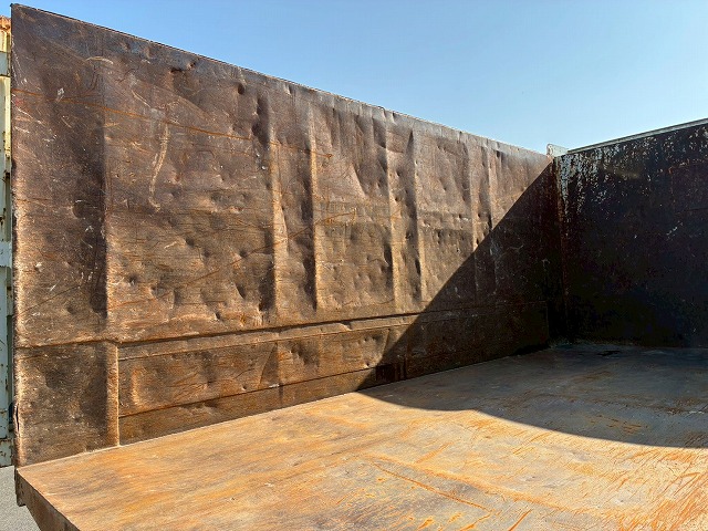 保証対象車両ベッドレスリアゲート観音扉220馬力|中古トラックの販売・買取・査定のアイナビ