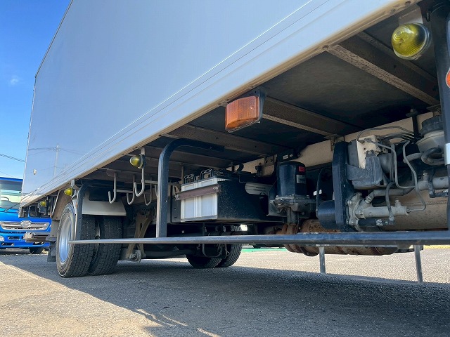 -30℃低温設定★格納式パワーゲート★フルワイド★後輪エアサス|中古トラックの販売・買取・査定のアイナビ