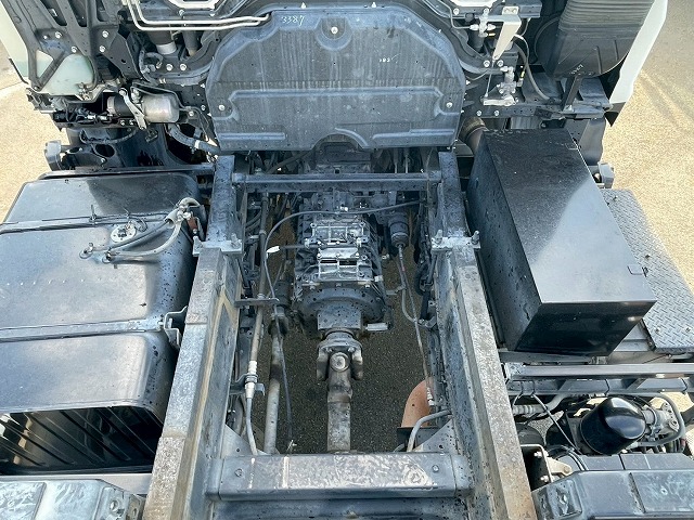 6×43軸2デフリーフサスペンション新明和工業510220|中古トラックの販売・買取・査定のアイナビ