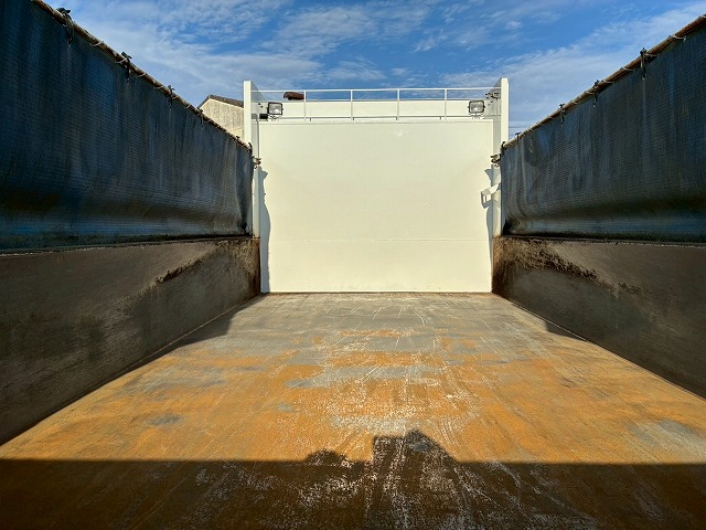 6×43軸2デフリーフサスペンション新明和工業510220|中古トラックの販売・買取・査定のアイナビ