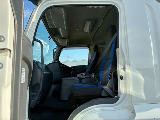 6×43軸2デフリーフサスペンション新明和工業510220|中古トラックの販売・買取・査定のアイナビ