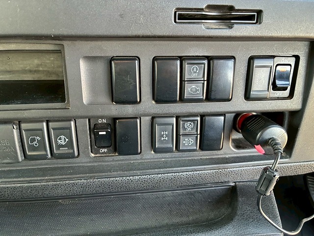 6×43軸2デフリーフサスペンション新明和工業510220|中古トラックの販売・買取・査定のアイナビ