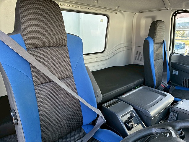 6×43軸2デフリーフサスペンション新明和工業510220|中古トラックの販売・買取・査定のアイナビ