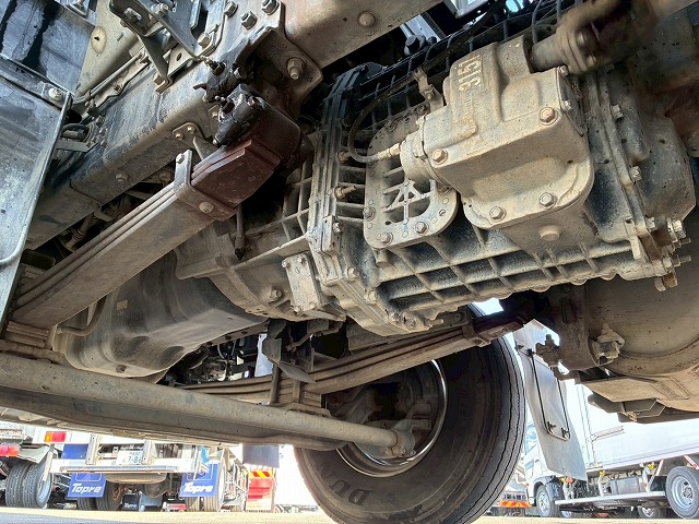 6×43軸2デフリーフサスペンション新明和工業510220|中古トラックの販売・買取・査定のアイナビ